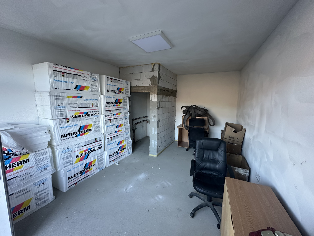 Poslovni objekat za najam - cca 450 m2 22