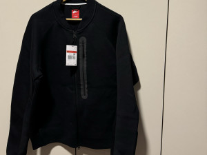Nike tech fleece bomber L