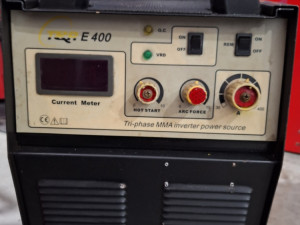 INVERTER APARAT 400 AMPERA AC VARI SVE VRSTE BAŽIČNIH ELEKTRODA