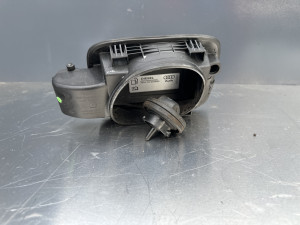 Poklopac rezervoara Audi A4 B8 (fotografija 2)