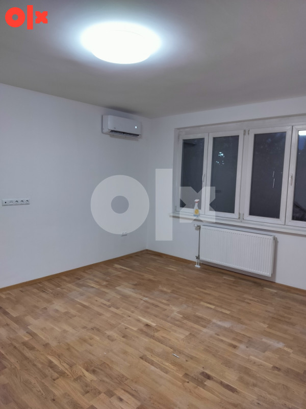 Stambeno Poslovni Ekstra Lokacija  C/Vila Sarajevo Novo Sarajevo