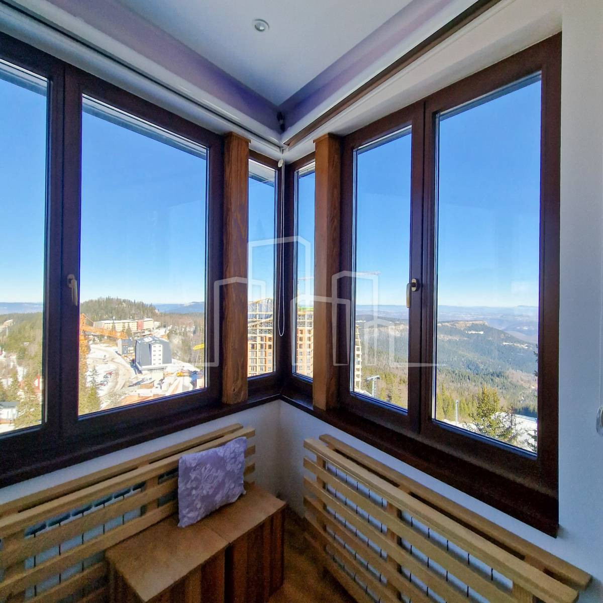 Jedinstven Penthouse apartman  Jahorina prodaja 16