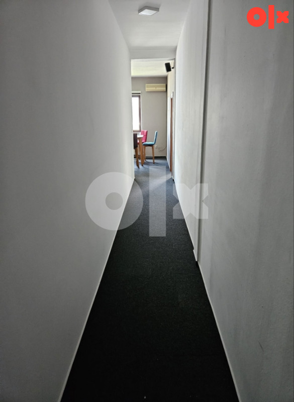 Stambeno Poslovni Prostor Ilidza 4sprat 1000m2 Sokolovic Kolonija 3