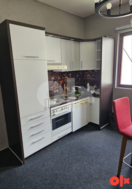 Stambeno Poslovni Prostor Ilidza 4sprat 1000m2 Sokolovic Kolonija 10
