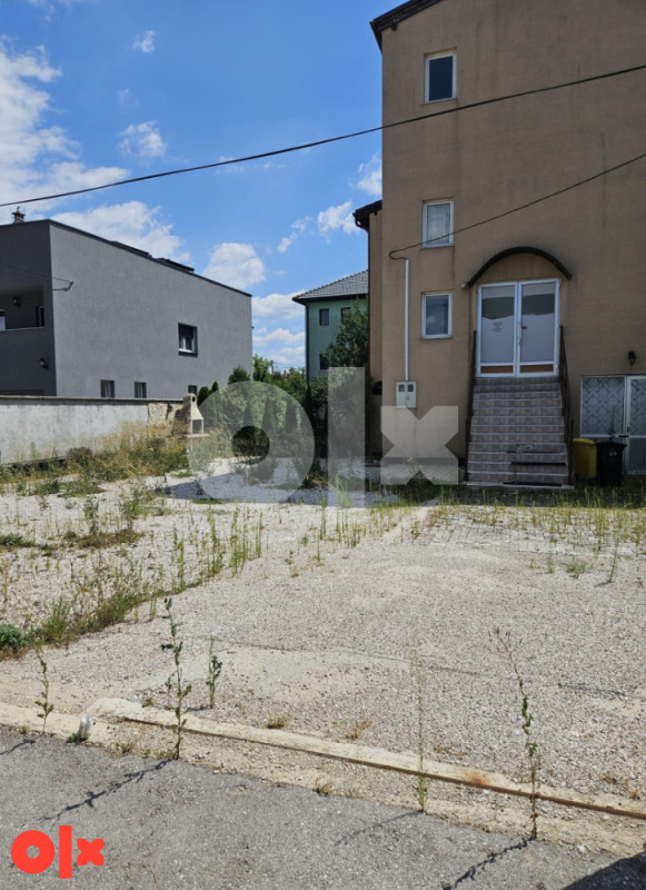 Stambeno Poslovni Prostor Ilidza 4sprat 1000m2 Sokolovic Kolonija 22