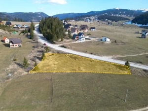 FLASH: Građevinsko zemljište - TRAVNIK - Vlašić / Babanovac