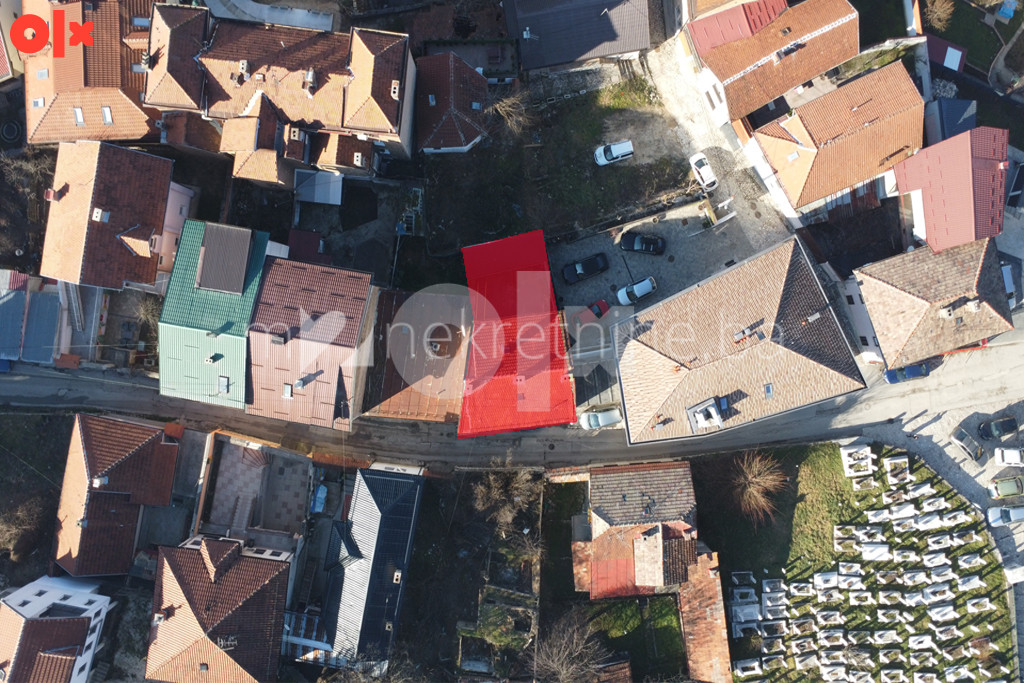 m2: Alifakovac / Stari Grad / Stambeni objekat 250m2 3