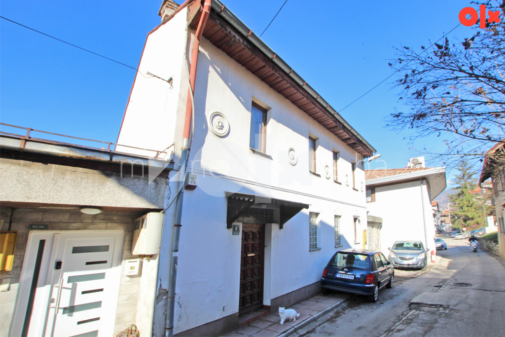 m2: Alifakovac / Stari Grad / Stambeni objekat 250m2 4
