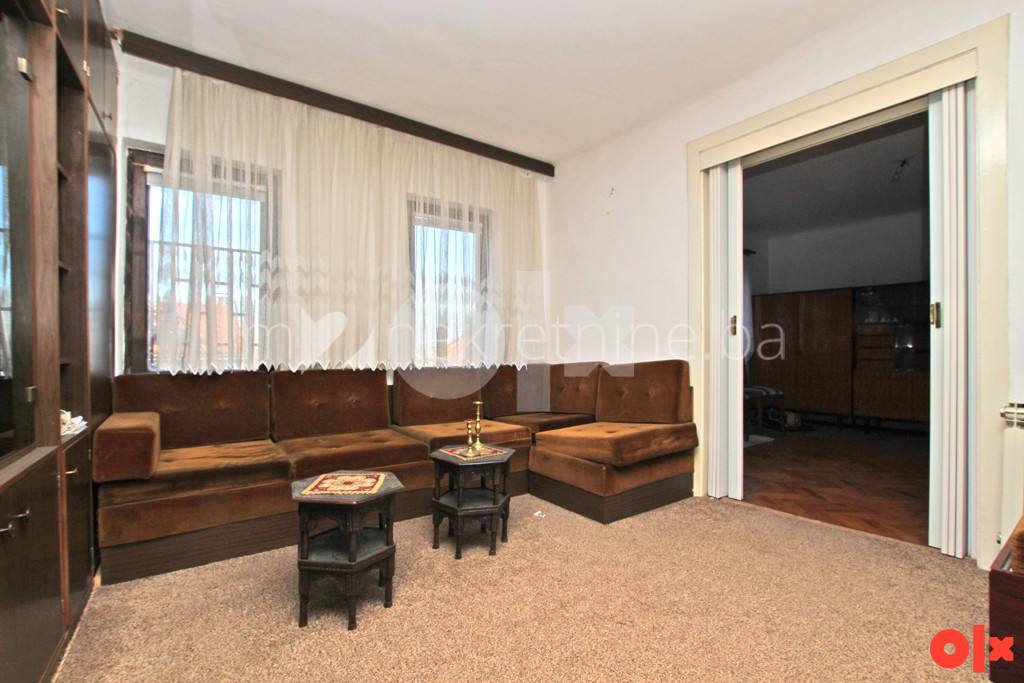 m2: Alifakovac / Stari Grad / Stambeni objekat 250m2 6