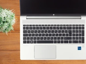 HP ProBook 650 G8 i5-1135G7; 16GB RAM; 512GB SSD