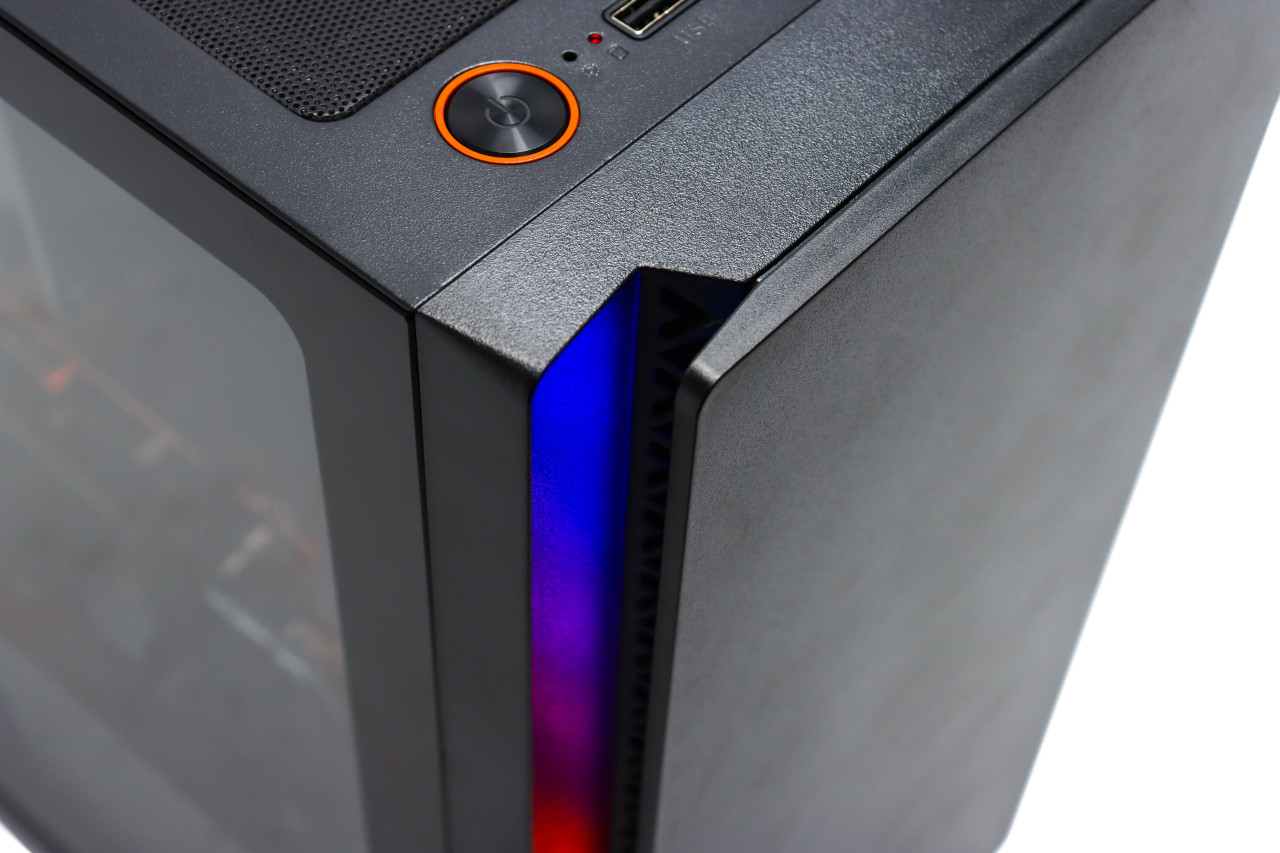Gaming PC Cougar Purity-16; R7 5700X; RX 7600; 500GB; 16GB DOPER