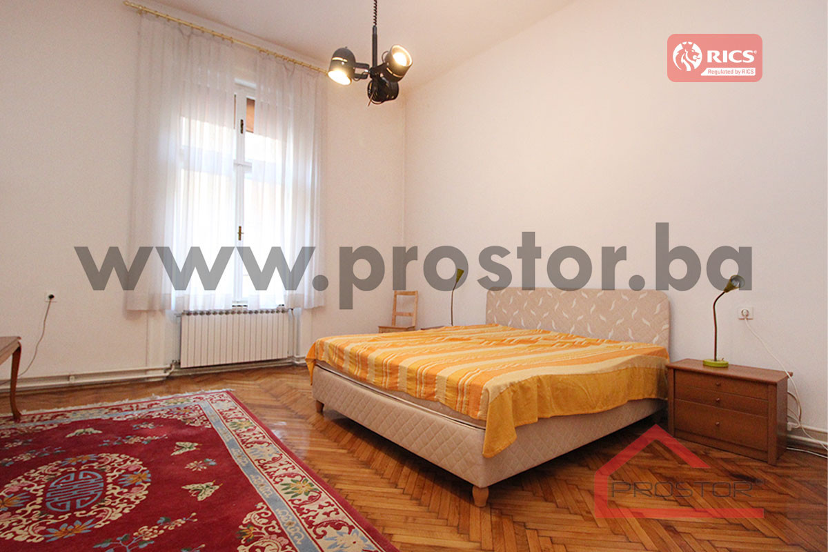 PROSTOR izdaje: Petosoban adaptiran stan, Mejtaš 10