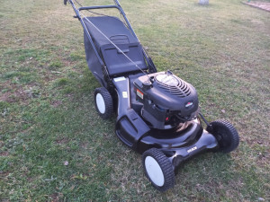 Samohodna kosilica Briggs 53 cm 5 hp