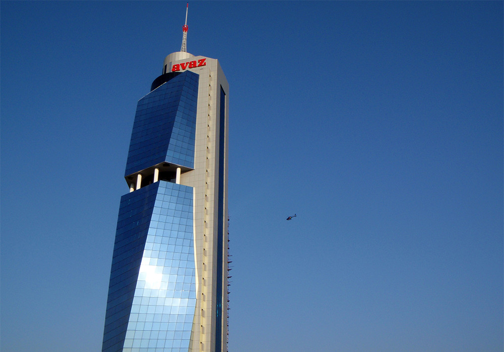 NN Nekretnine : Poslovni prostor 184m2 - Avaz Twist Tower 2