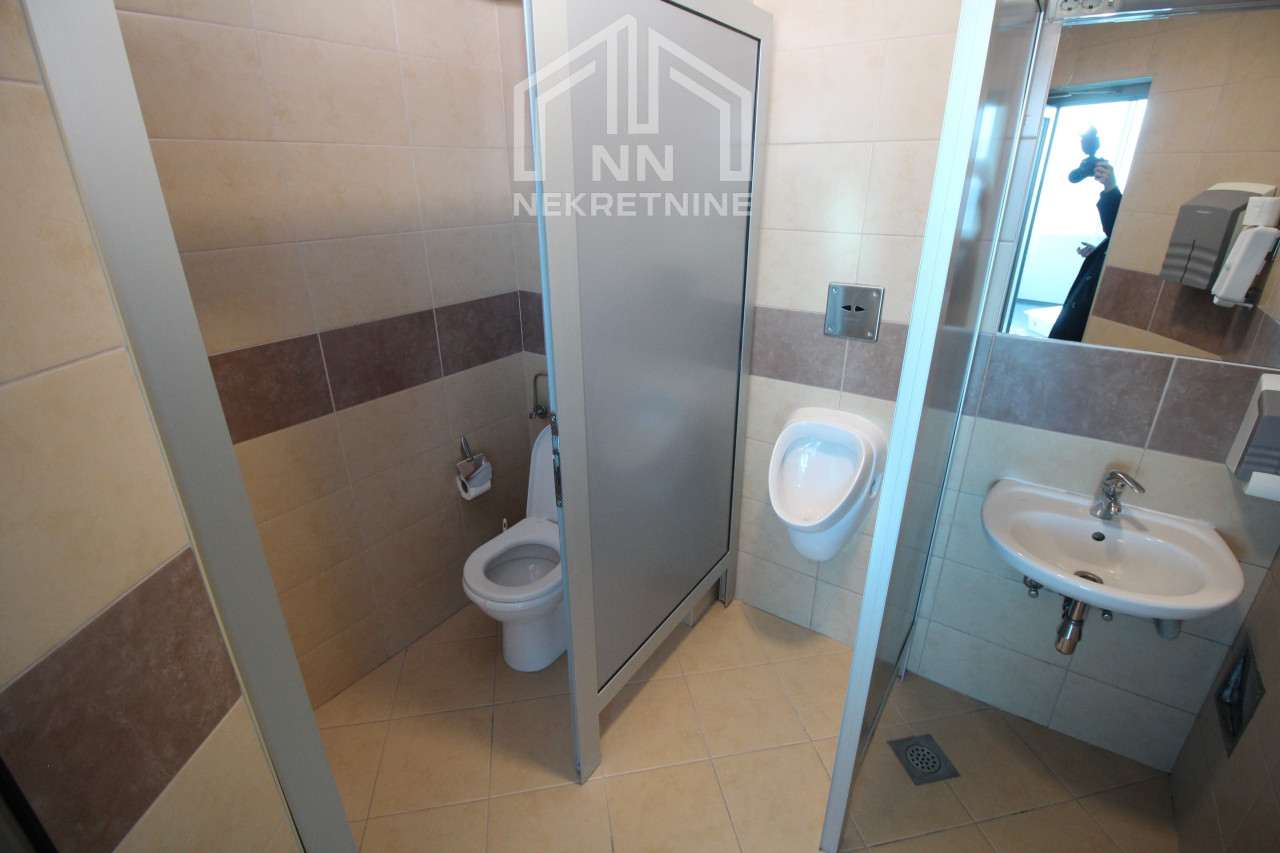 NN Nekretnine : Poslovni prostor 184m2 - Avaz Twist Tower 9