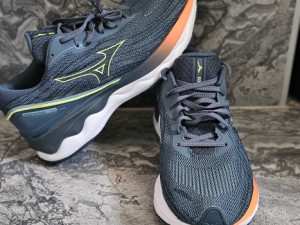 Mizuno patike