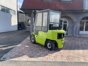 VILJUSKAR CLARK 2.5t Dizel Bocni *Moze zamjena*