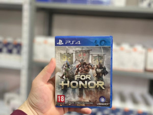 IGRA ZA PLAYSTATION 4 FOR HONOR / CD IGRICA ZA PS4