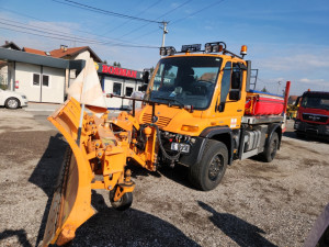 Mercedes Benz Unimog