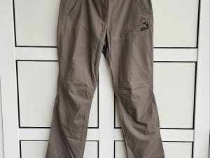 JACK WOLFSKIN zenske planinarske hlace za planinarenje