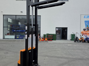 ELEKTRICNI PALETAR VILJUSKAR 1600KG 2.5M 24V