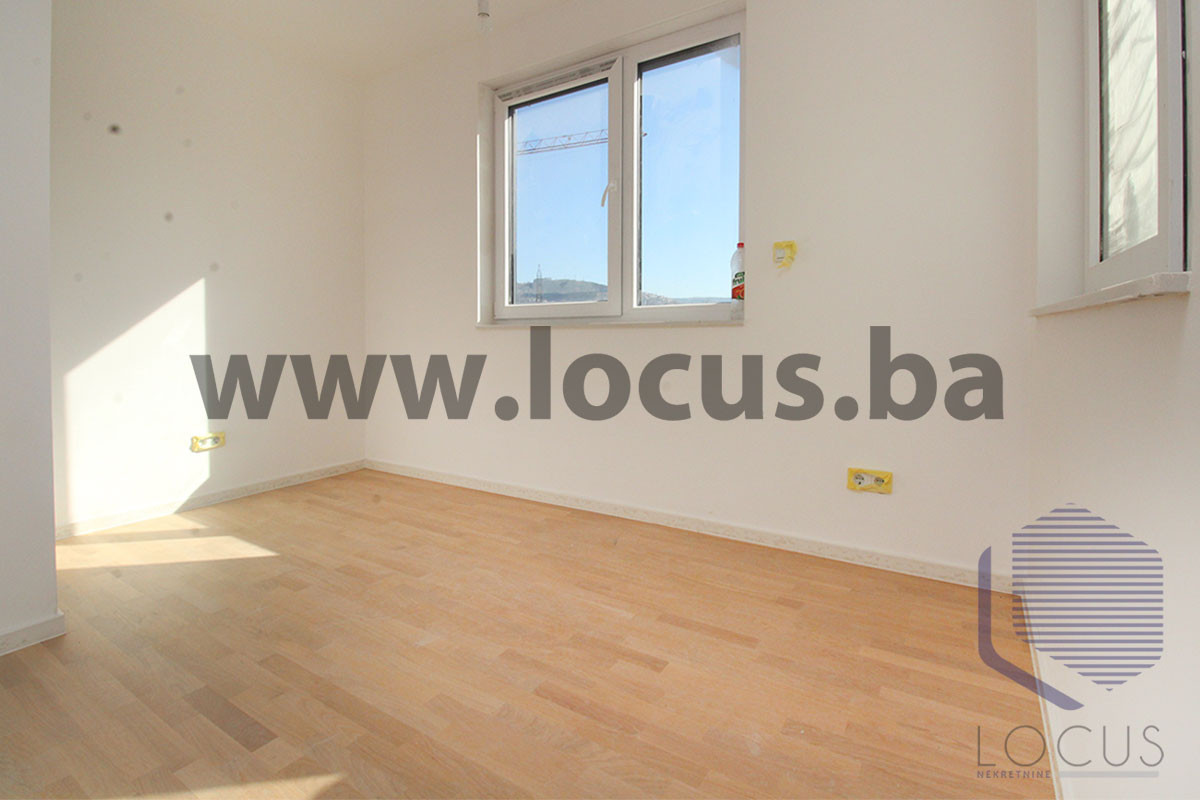 NOVOGRADNJA ŠIP!Trosoban stan,69m2, treći sprat 6