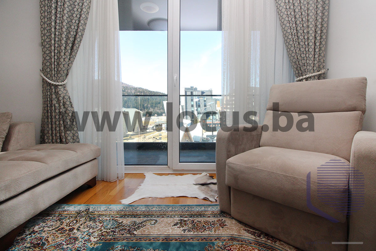 LOCUS: Trosoban apartman i garaža, Babin Do, Bjelašnica 7
