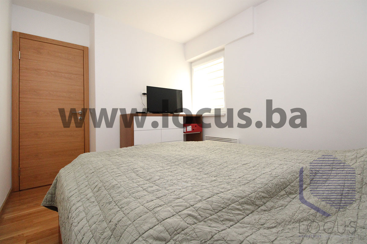 LOCUS: Trosoban apartman i garaža, Babin Do, Bjelašnica 11