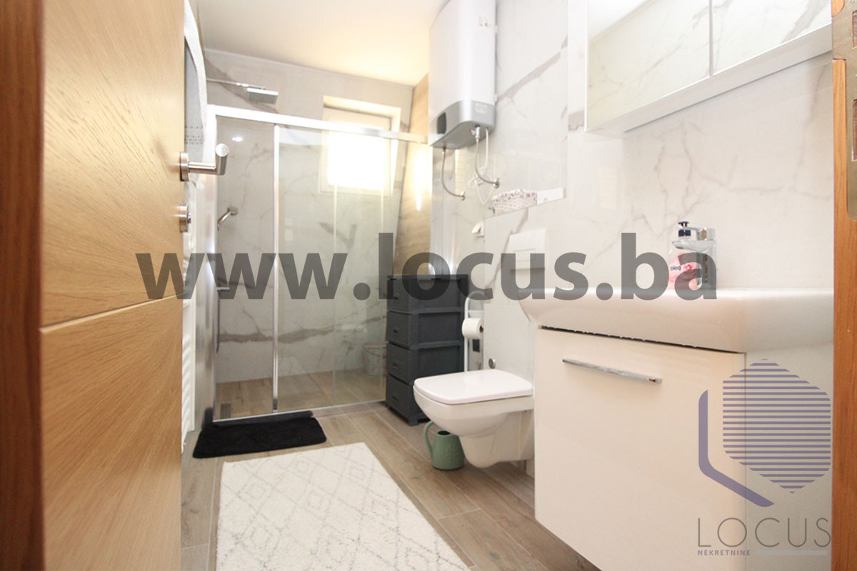 LOCUS: Trosoban apartman i garaža, Babin Do, Bjelašnica 14