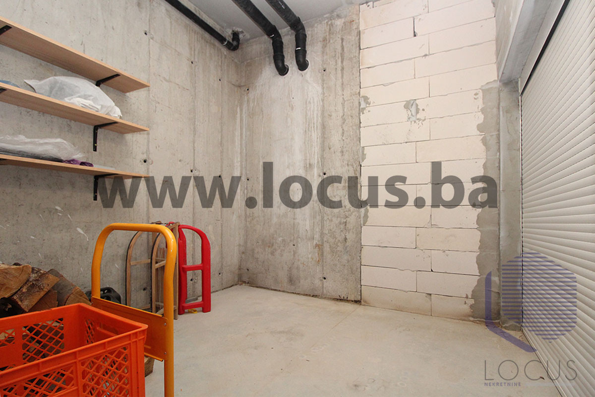 LOCUS: Trosoban apartman i garaža, Babin Do, Bjelašnica 19