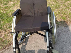 Invalidska kolica Otto bock sirina 45 cm
