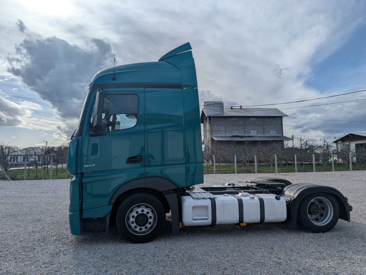 KAMION MERCEDES ACTROS 1843 GOD.2019.