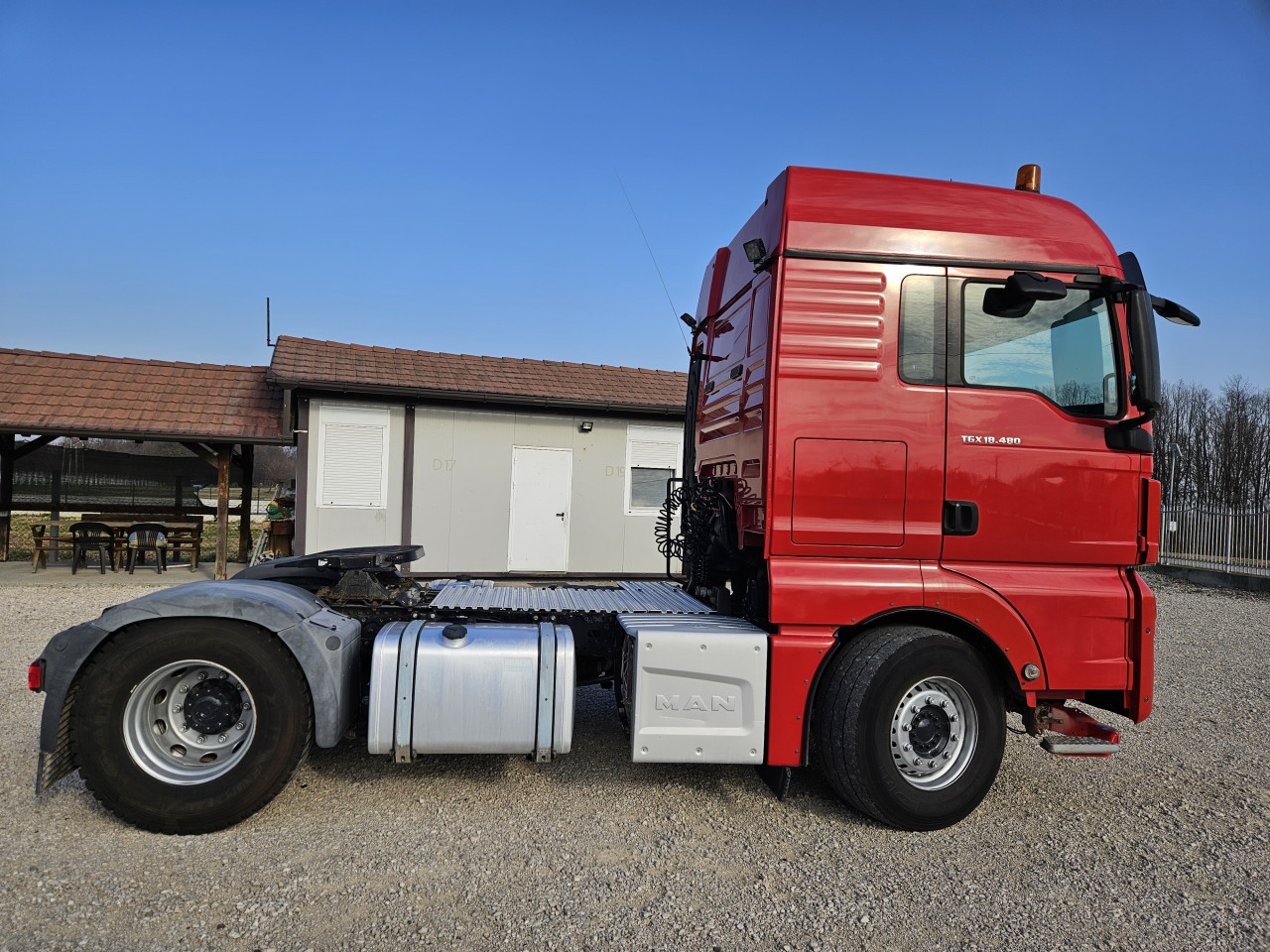 KAMION MAN 18480 SA KIPOM