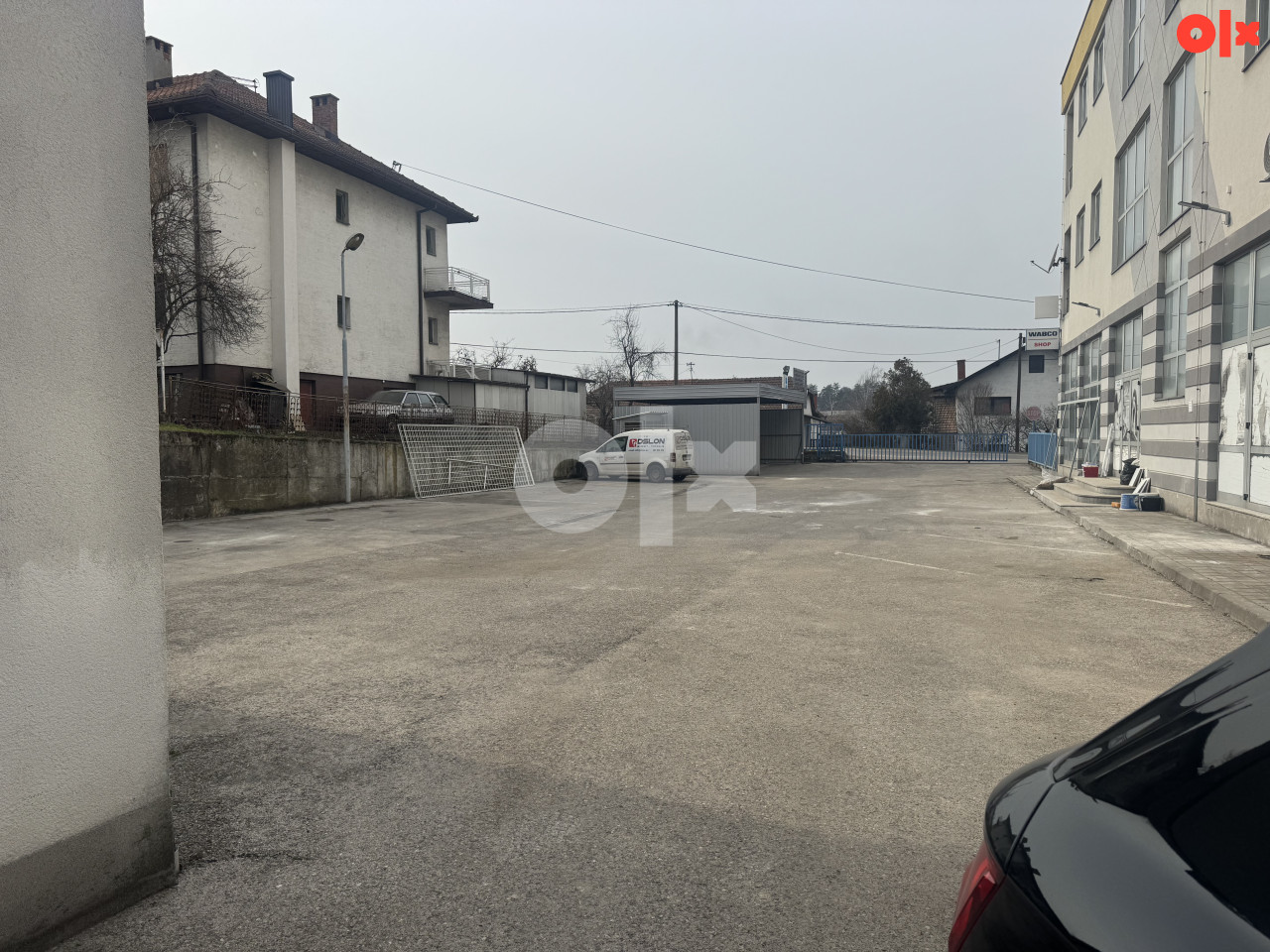 Poslovno stambeni objekat 1600m2 Gradacac sarajevska ul 5