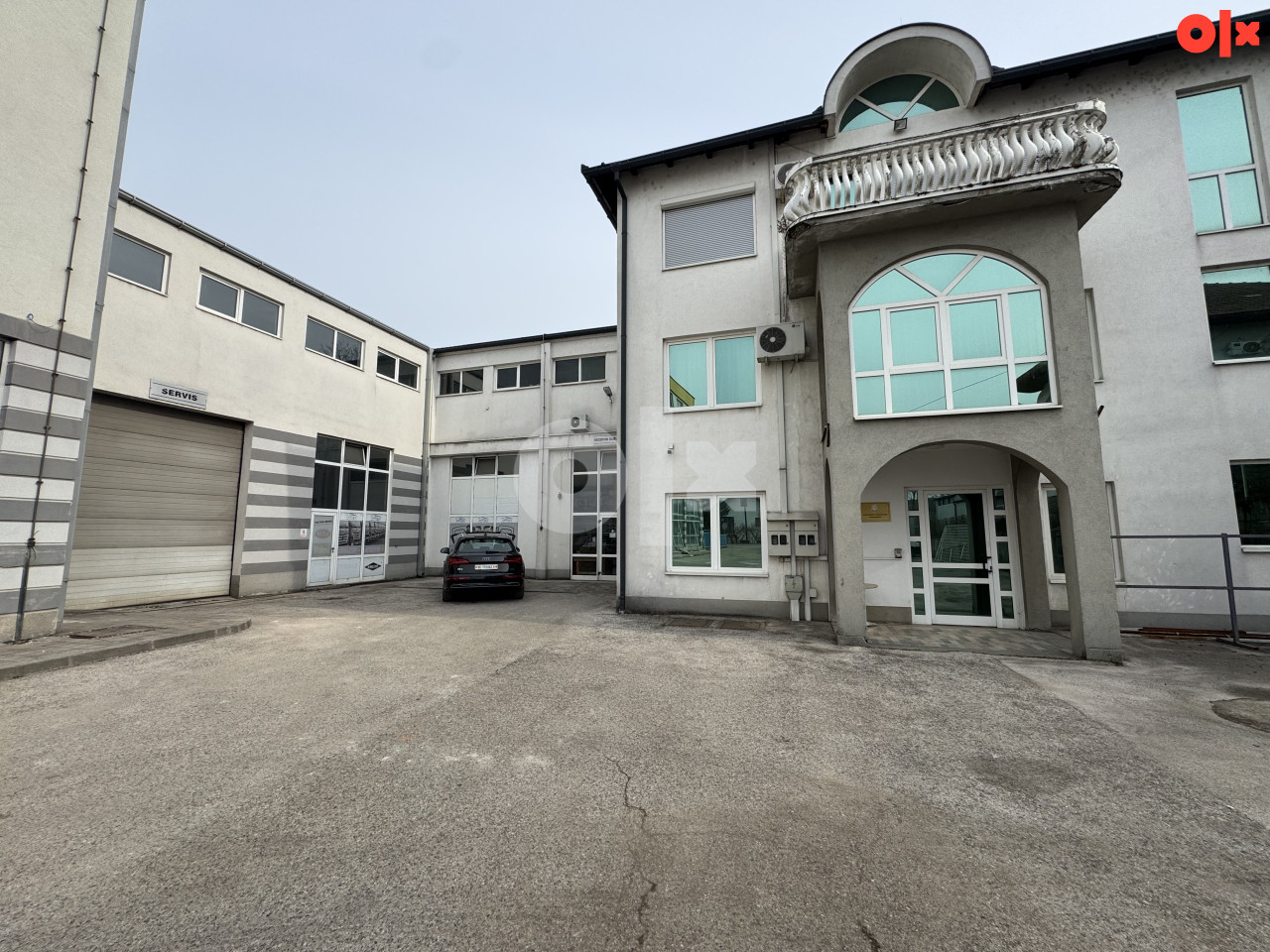 Poslovno stambeni objekat 1600m2 Gradacac sarajevska ul 10