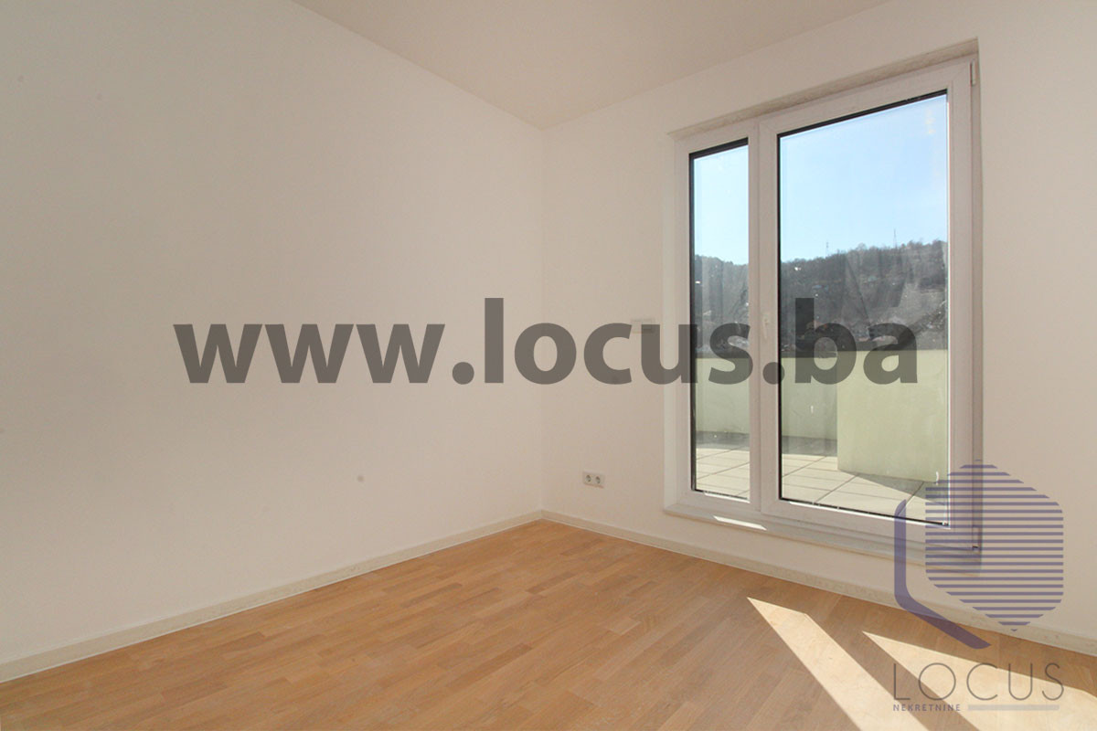 NOVOGRADNJA ŠIP!Trosoban penthouse stan 7