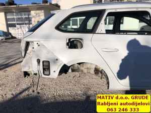 Zadnji bok DESNI STRANICA DESNA Seat Leon 3 Karavan 2015