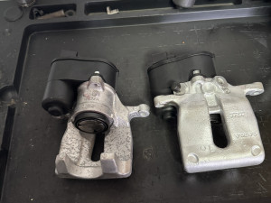 Kočiona kliješta VOLVO S60 zadnja lijeva desna