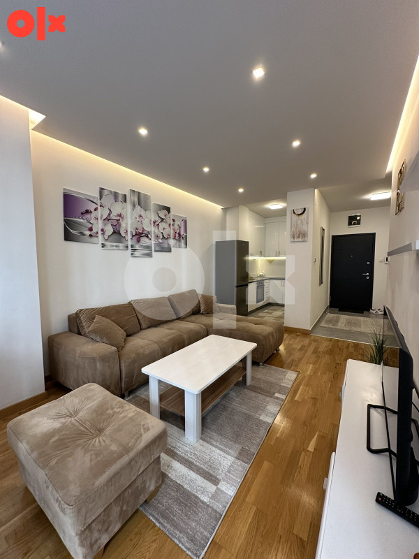 Dvosoban stan 50m2 - naselje Park