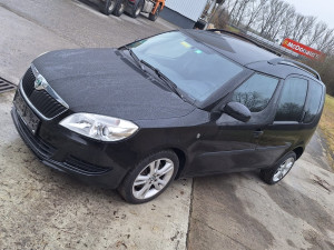 Skoda Roomster 1.6 TDI 77KW Dijelovi Djelovi Fabia