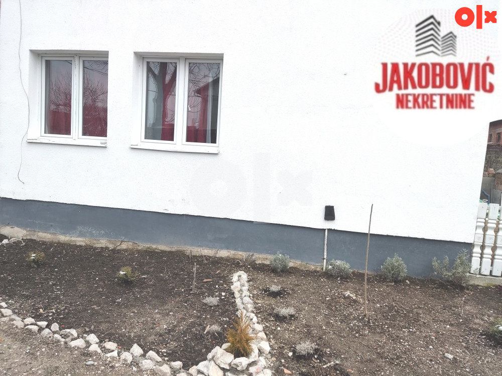 Garsonjera 30 m2 3