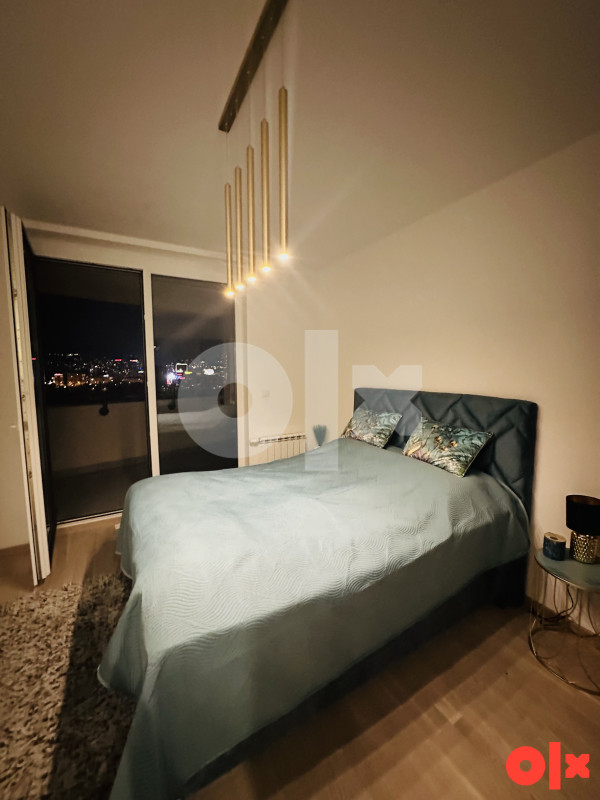Stan Tower sa garažnim mjestom 5