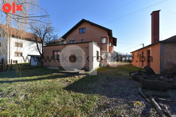 Stambeno poslovni objekat 300 m2, sa garažom, Kalesija