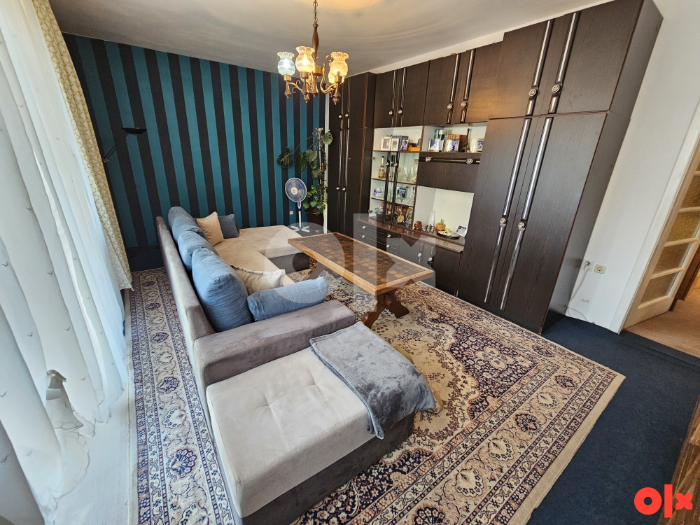 CAPITAL/ Trosoban stan Grbavica/ 85m2+13m2/ Zagrebačka/ 2.sprat