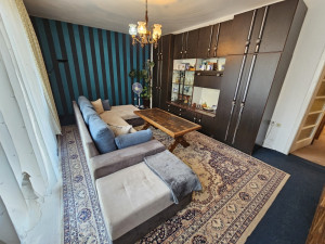 CAPITAL/ Trosoban stan Grbavica/ 85m2+13m2/ Zagrebačka/ 2.sprat