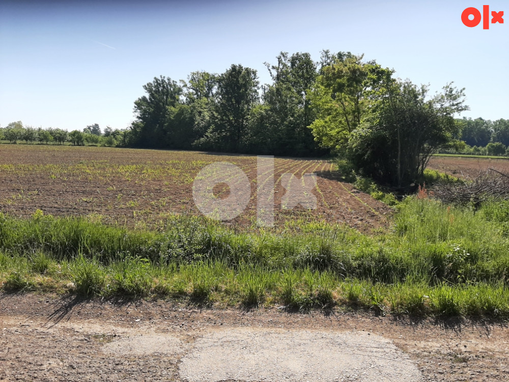 Prodajem zemljiste 1770m2
