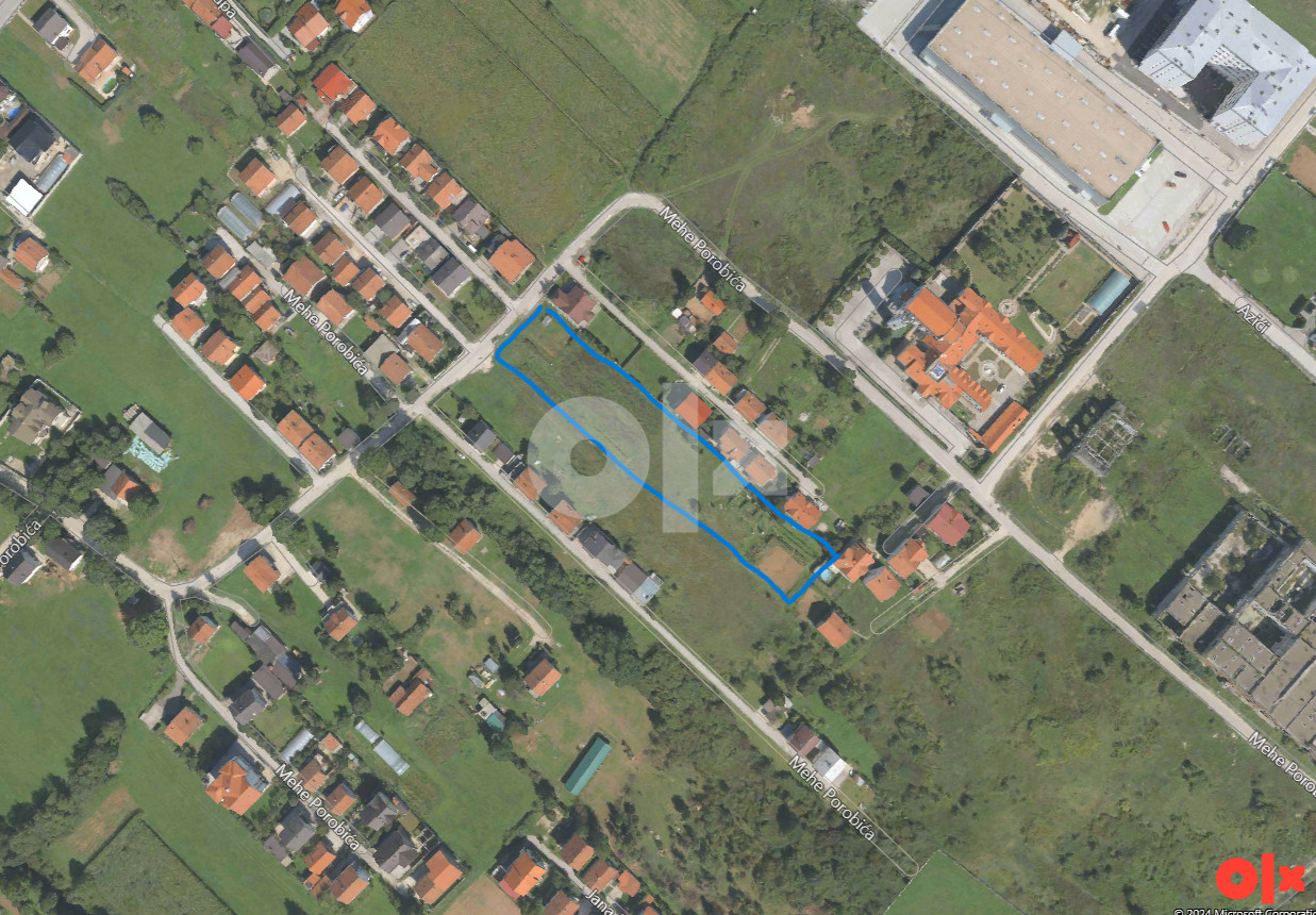 Zemljište 4400 m2 Azići