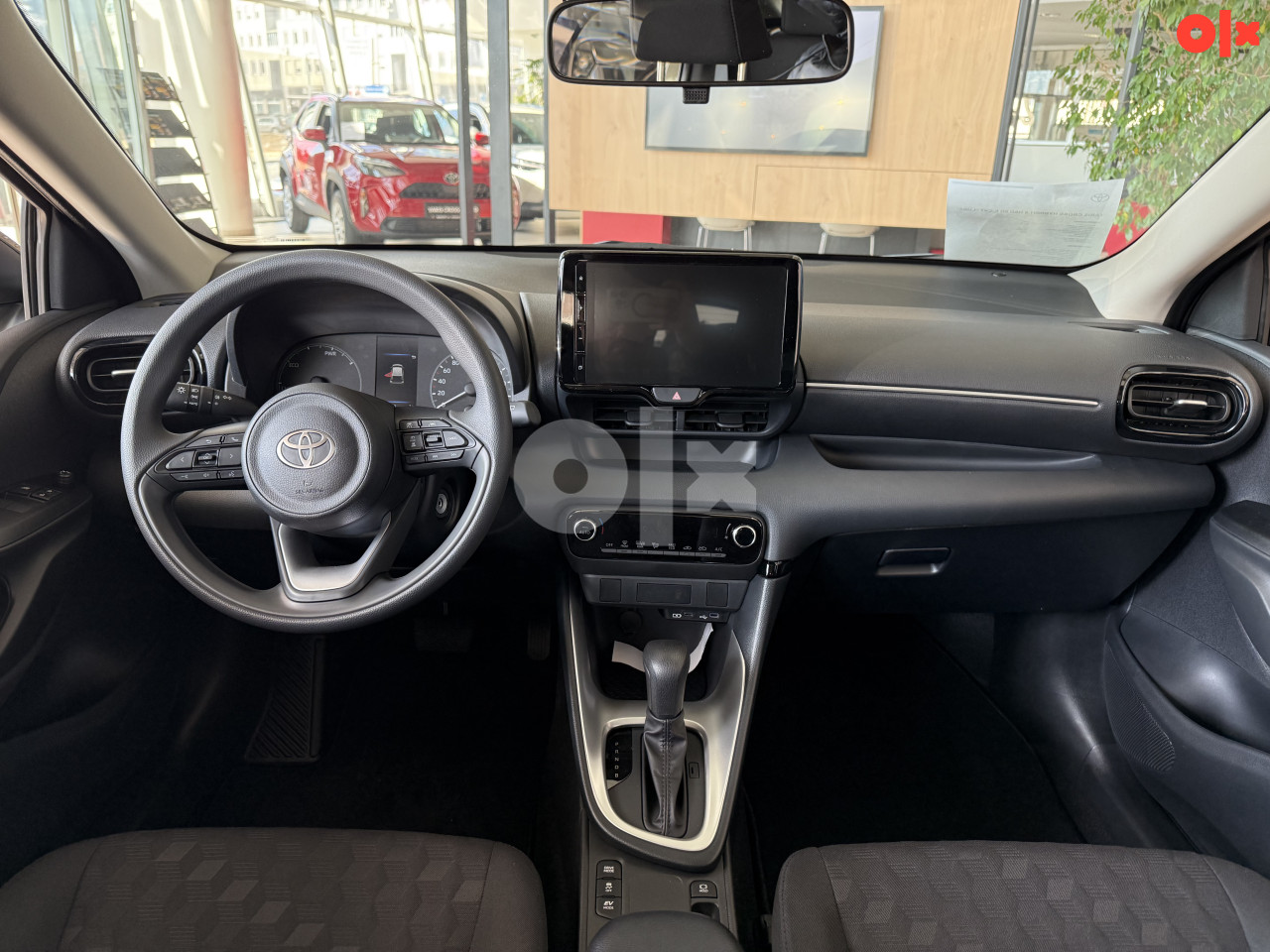 Toyota Yaris NA STANJU CRNA