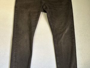 Pantalone,hlače muške jack & jones 34/30