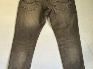 Pantalone,hlače muske jack & jones 33/30